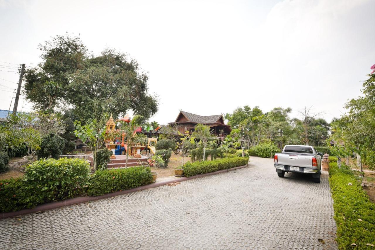 Oyo 536 Reuan Kanthima Ban Laem Chabang Exteriér fotografie