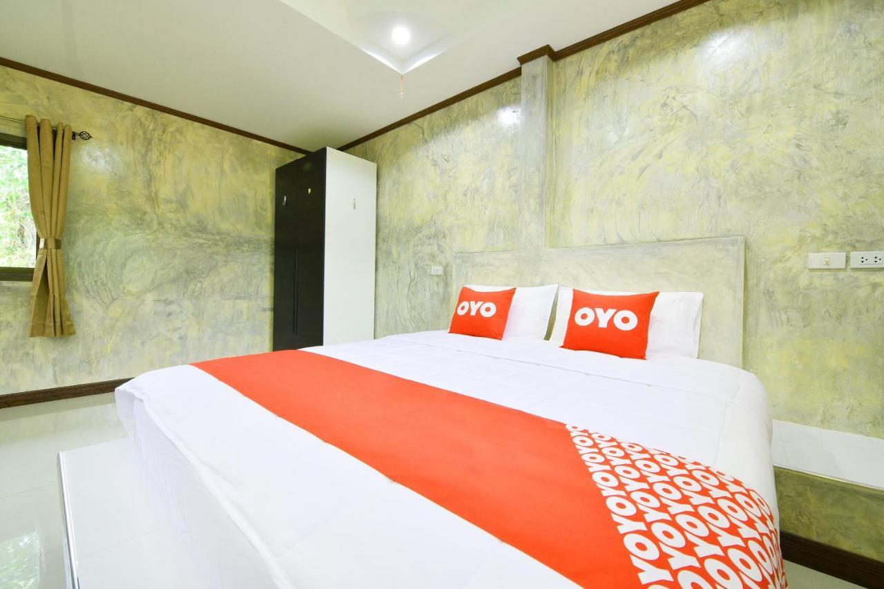 Oyo 536 Reuan Kanthima Ban Laem Chabang Exteriér fotografie
