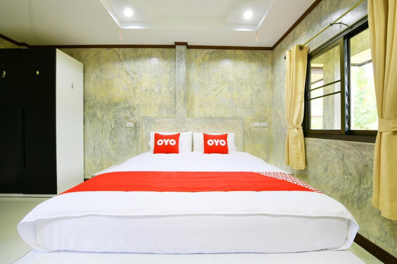 Oyo 536 Reuan Kanthima Ban Laem Chabang Exteriér fotografie