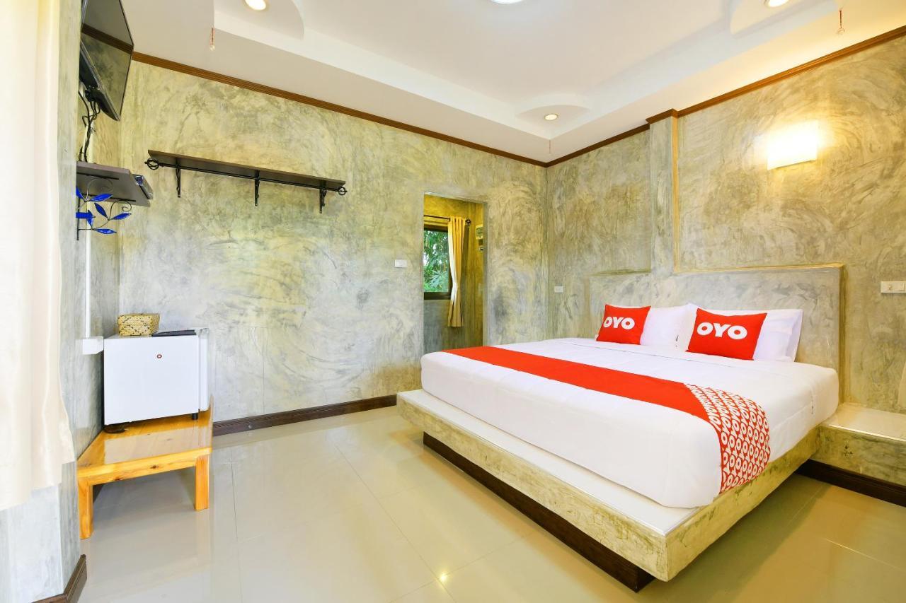 Oyo 536 Reuan Kanthima Ban Laem Chabang Exteriér fotografie