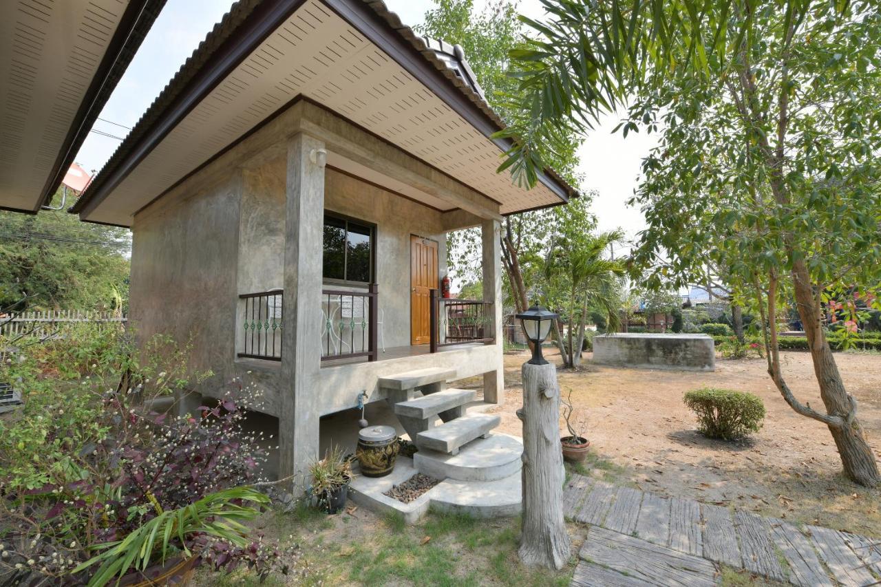 Oyo 536 Reuan Kanthima Ban Laem Chabang Exteriér fotografie